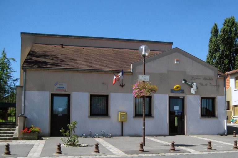 L’Agence Postale et le bureau de Police Municipale de Villabé