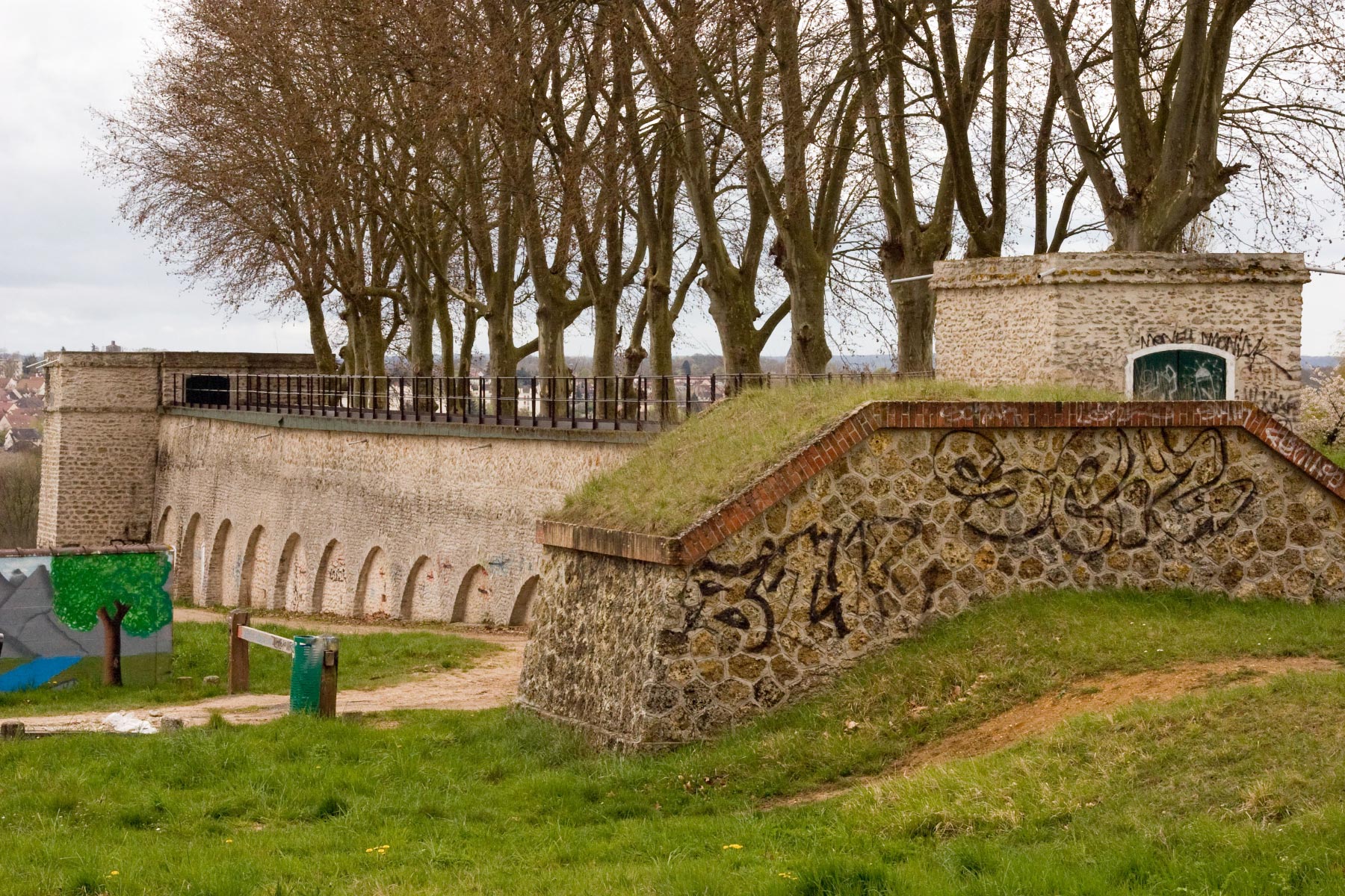 La tête de siphon de l'aqueduc de la Vanne à proximité du Hameau de Villoison (Villabé)