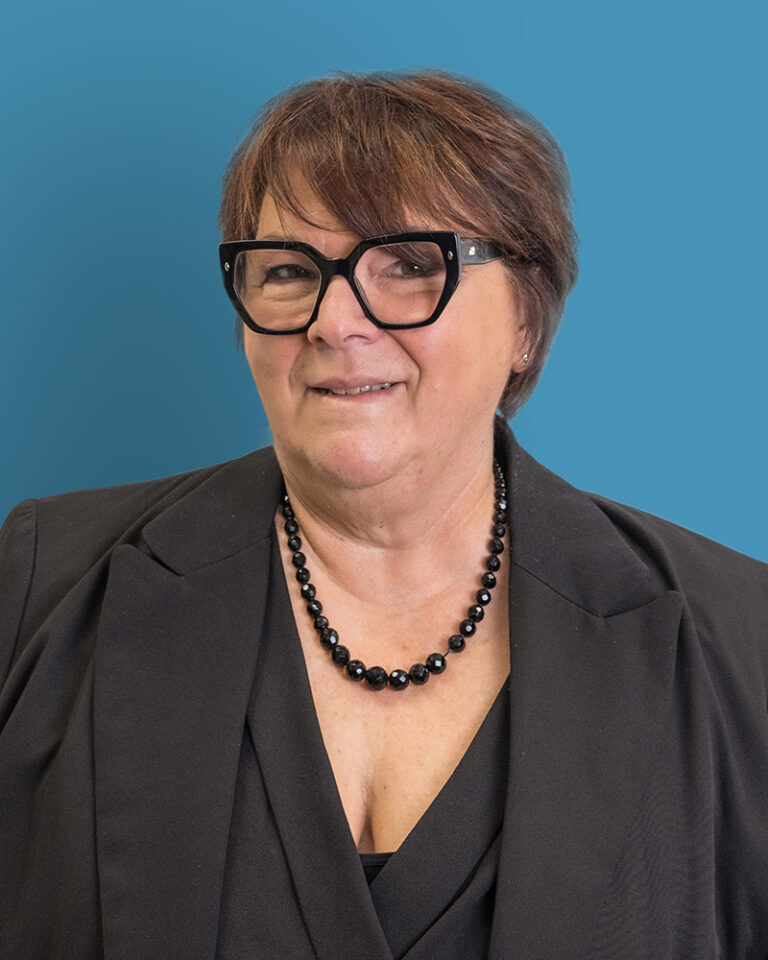 Pascale Huvier, 6ème adjoint au maire de Villabé chargée de l'Action Sociale et de la Solidarité